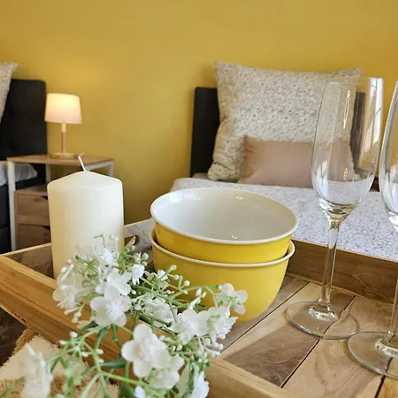 Sunshine - Mit 3 Schlafzimmern, Businesswohnung, Pendler, Monteurzimmer Und Familien Naehe