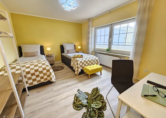 Sunshine - Mit 3 Schlafzimmern, Businesswohnung, Pendler, Monteurzimmer Und Familien Naehe * Salzgitter