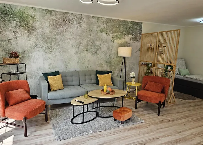 Sunshine - Mit 3 Schlafzimmern, Businesswohnung, Pendler, Monteurzimmer Und Familien Naehe *